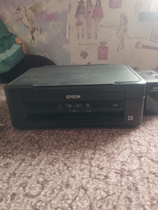 Принтер цветной новый обмен интересует