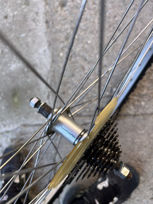 Vand roti de bicicleta fata /spate de 26 inch