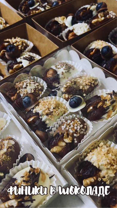 Финики в шоколаде