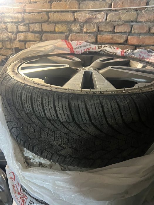 Продам комплект колес Р17 веста