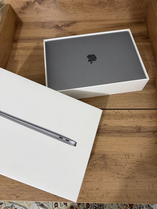 Apple MacBook Air 13