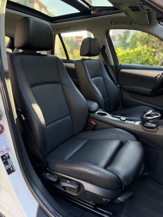 BMW X1 2.0d Facelift* 184CP Xdrive* BiXenon* Panoramic* Automat* Navi*