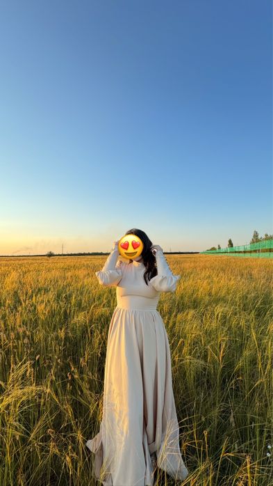 Платье в пол, бежевое