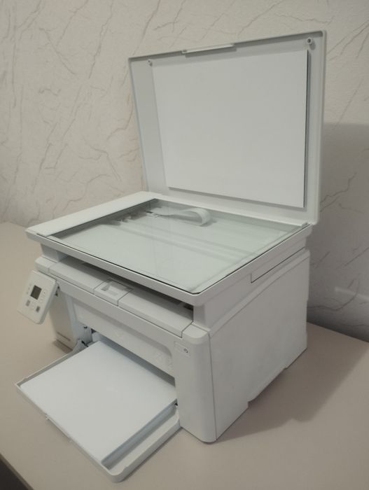 Продам принтер 3 в одном hp MFP 130a МФУ