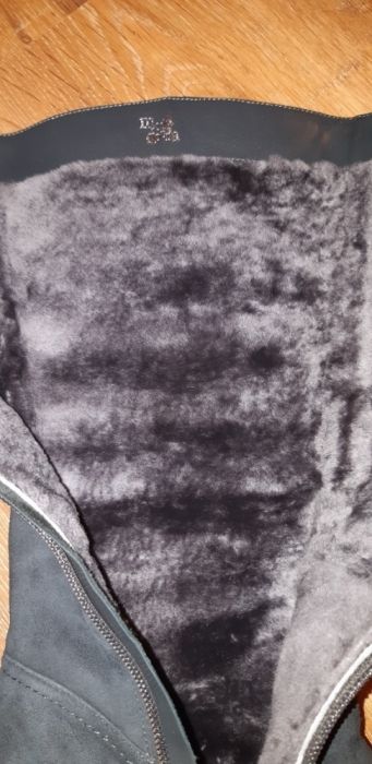 Замшевые сапожки