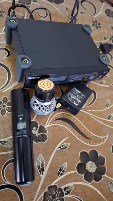Vand microfon ȘHURE SLX ,cu beta 58.