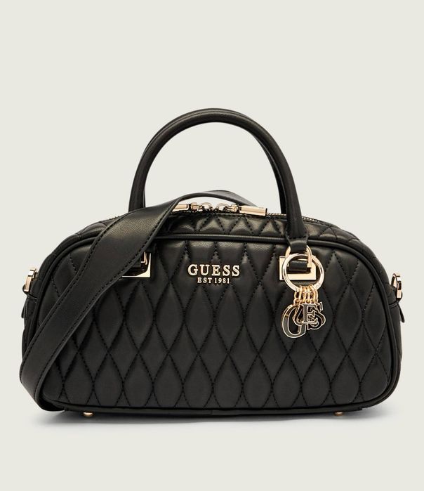 Нова чанта Guess