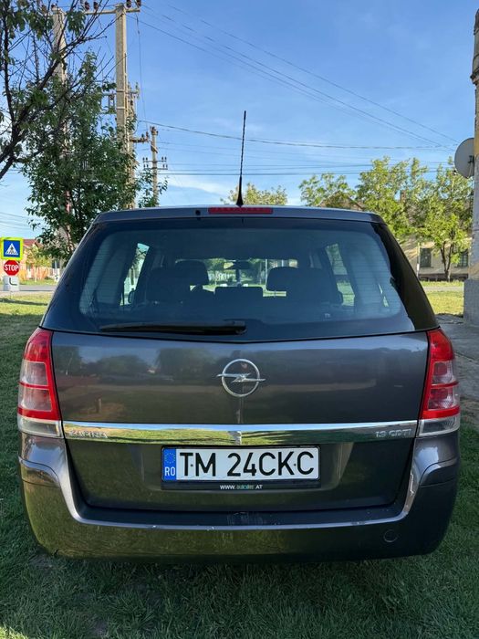 De vânzare Opel zamfira 1.9 diesel 7 locuri