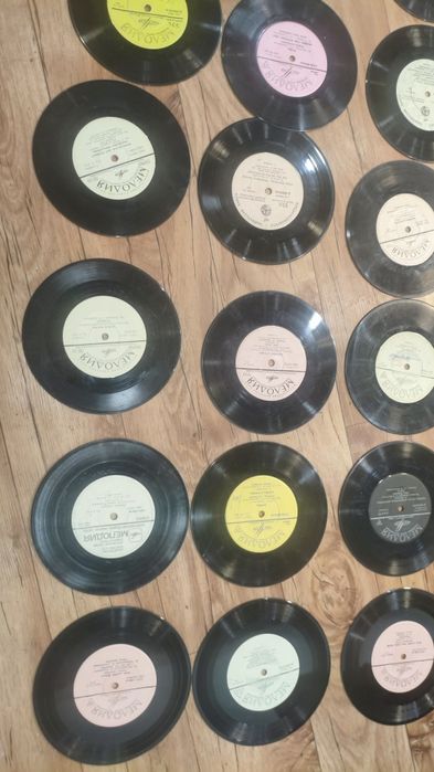 Пластинки миньоны и обычные