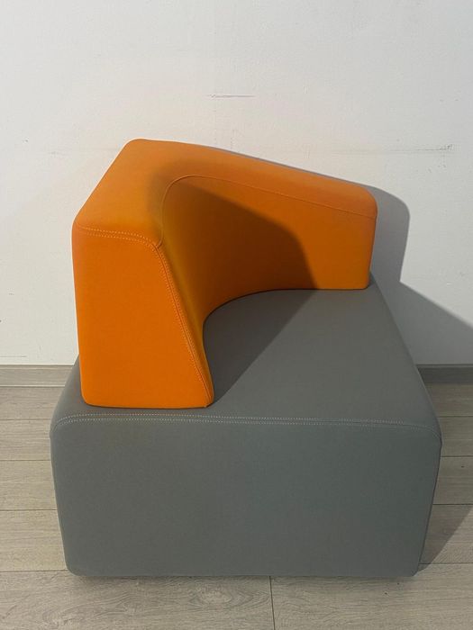 2 Buc. Fotoliu Steelcase Gri - Negru; Scaun Colțar cu Spătar