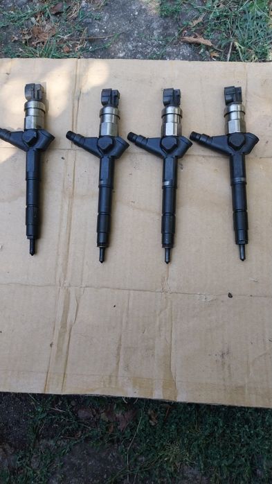Инжектори Нисан Примера Xtrail/Nissan Primera P12 AU600  2.2dti 126k.c
