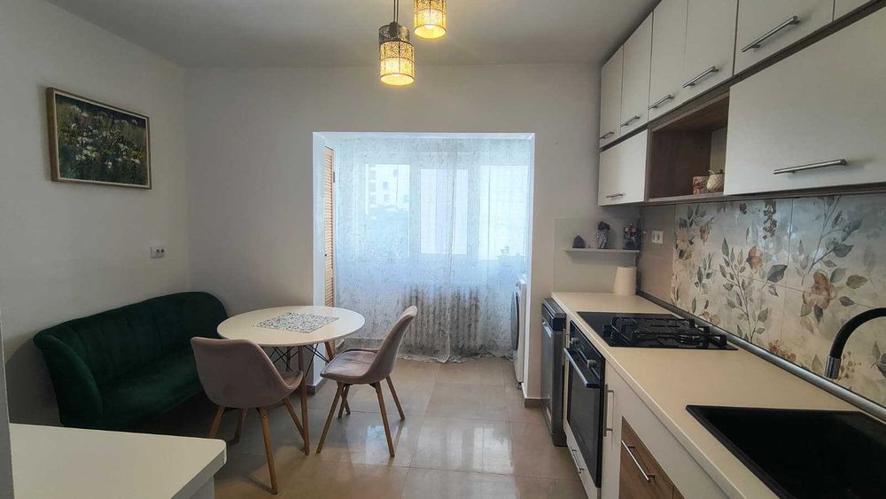 Apartament 2 camere, decomandat, Al. Ghiocelului