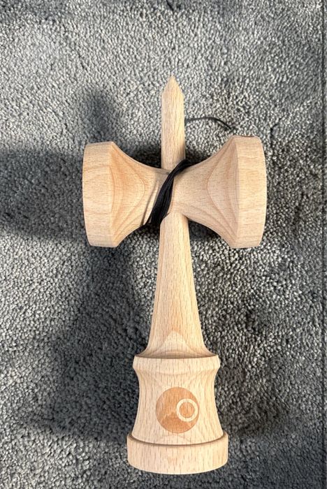 Ken O kendama ken