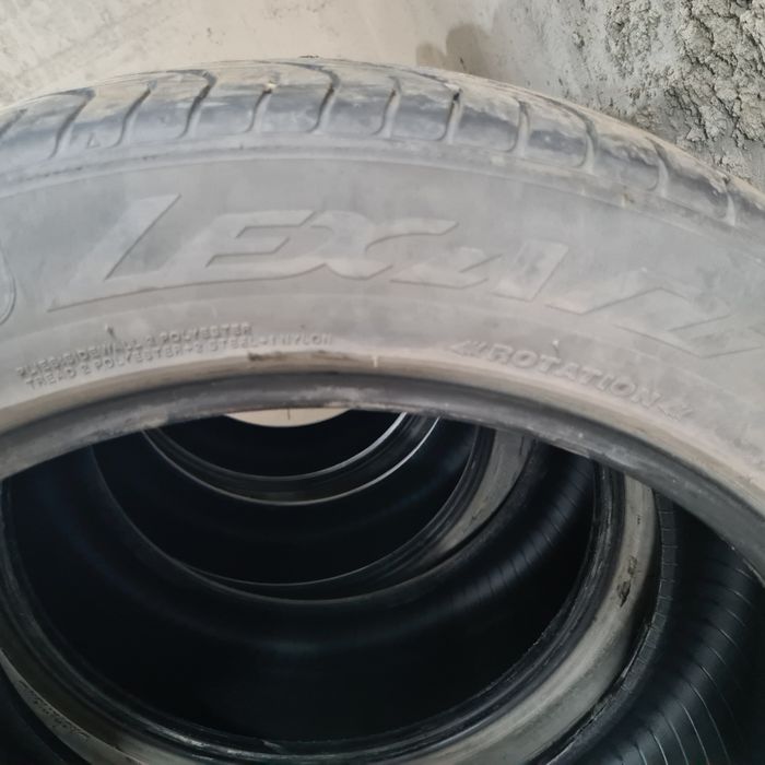 Продам. Шины R20