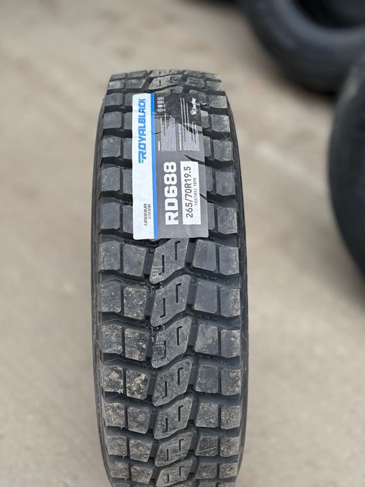 Шины в ассортименте [285/70R19.5]