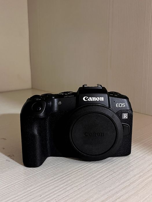 Продаю Canon EOS RP