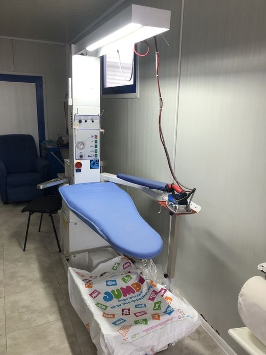 Професионална маса за гладене