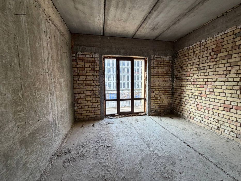 Новостройка ЖК Sayram 3-4 комнатная 2 этаж, 97м2.Коробка.Есть Кадастр