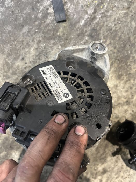 Генератор/алтернатор бмв ф30 ф31 320д 318д bmw f30 f31 320d 318d