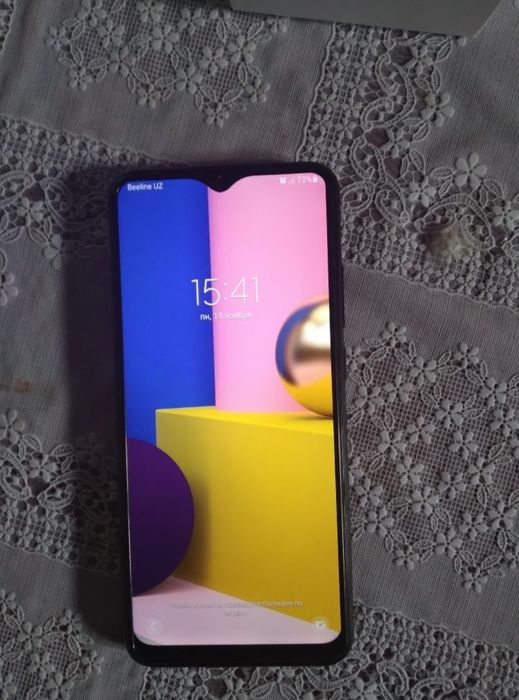 Срочно продам Samsung Galaxy A3 (2016)