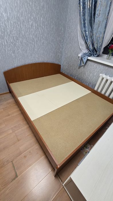 Продам кровать 2 спальное 160*200