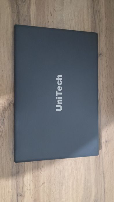 Продам ноутбук в отличном состоянии