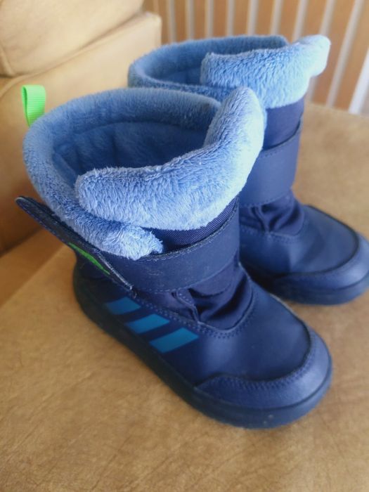 Ботуши Адидас Аdidas и Декатлон-  26 номер за момче