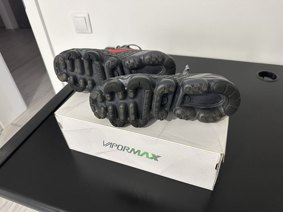 Adidasi vapor max plus