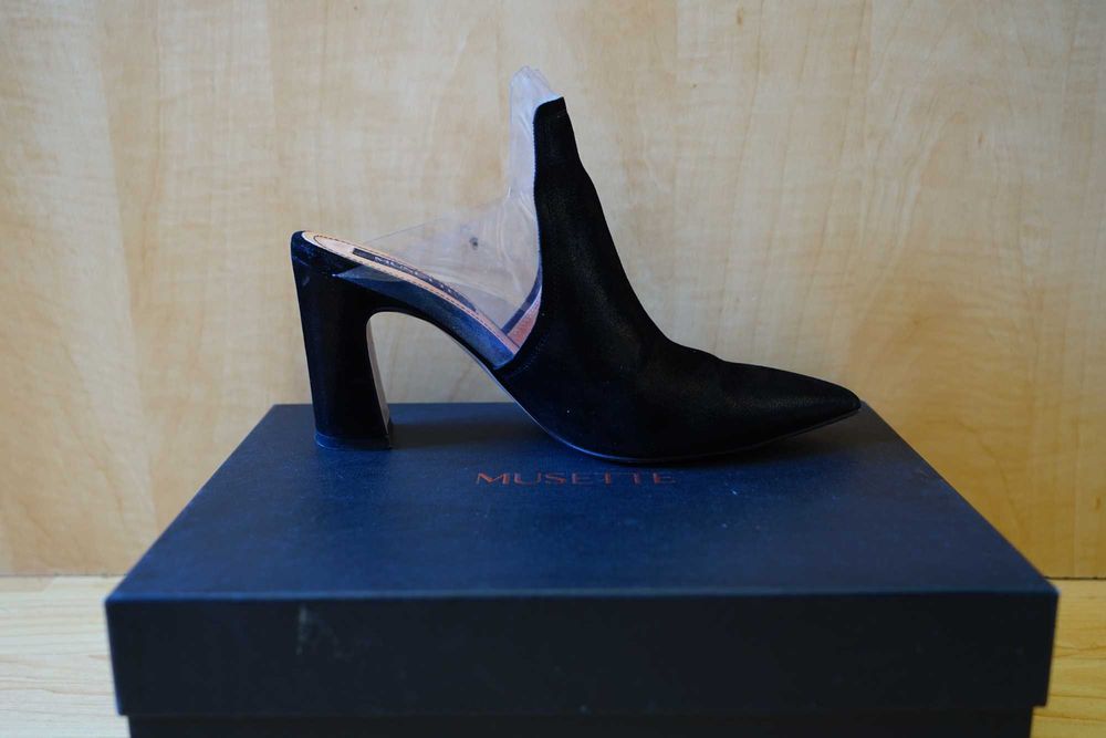 Pantofi Musette din piele marimea 38 model deosebit