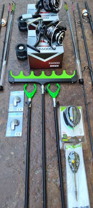 Set Feeder Complet,2 Lansete,2 Mulinete,Senzori,Suporți,Geanta,Monturi