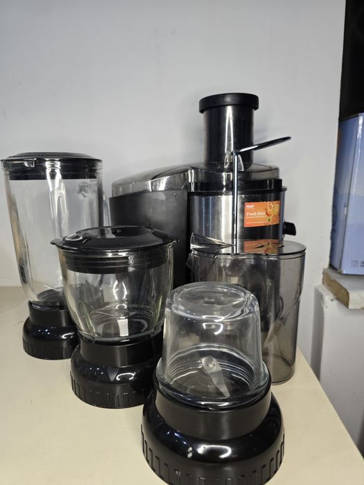 Кухонный комбайн Raf R.2830