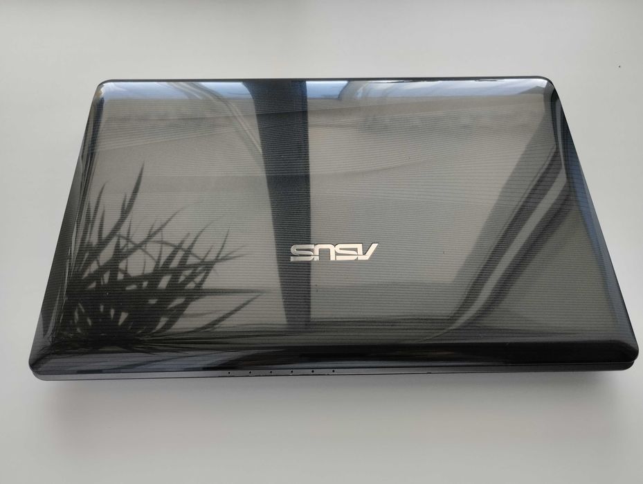Нерабочий ноутбук Asus A52F