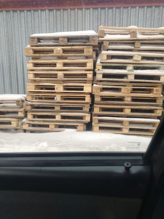Продам поддоны евро