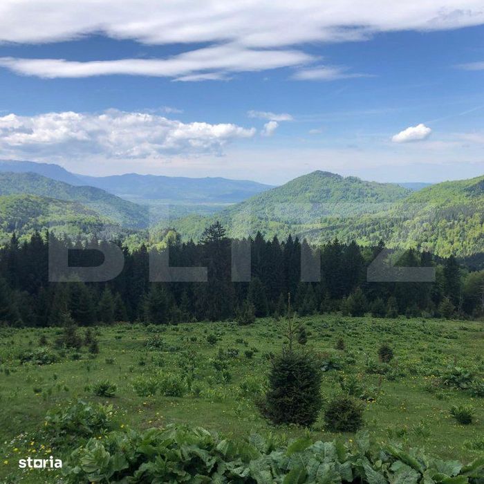 De vanzare, teren intravilan 10.000mp, Predeal