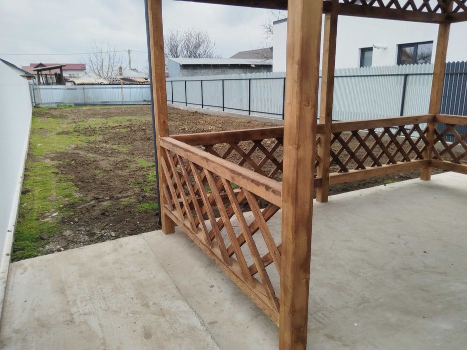 Casa noua de vanzare cu utilitati: gaze, curent, apa și canalizare