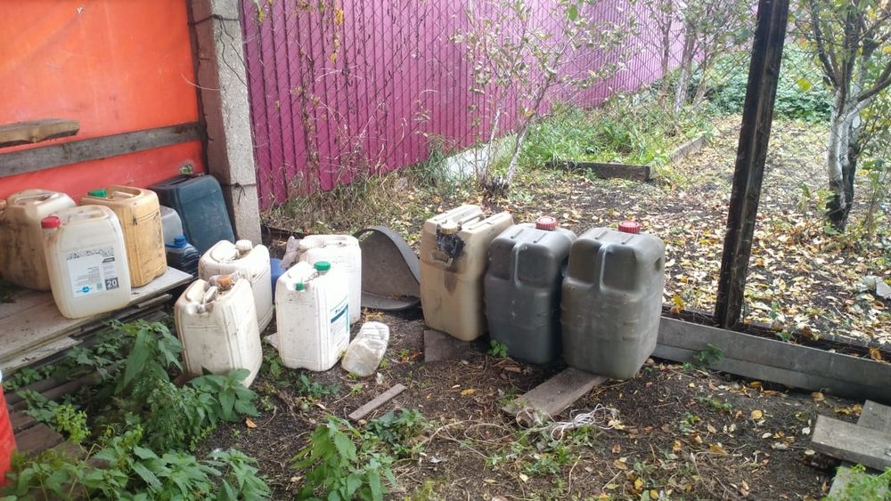 Продам бочки и канистры