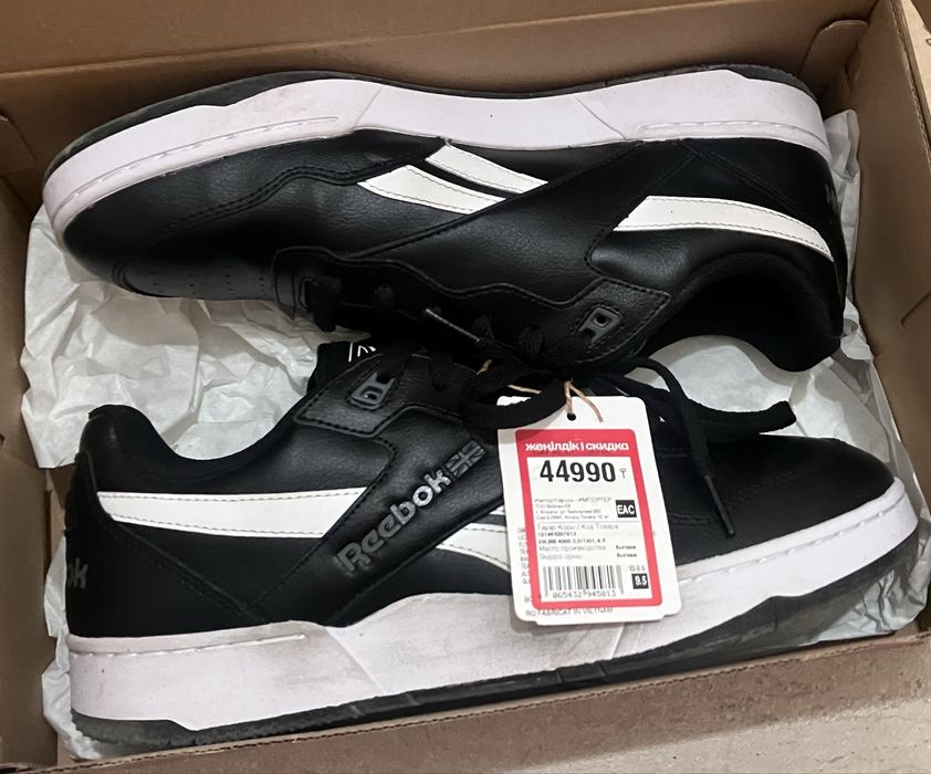 Оригинальные кроссовки REEBOK