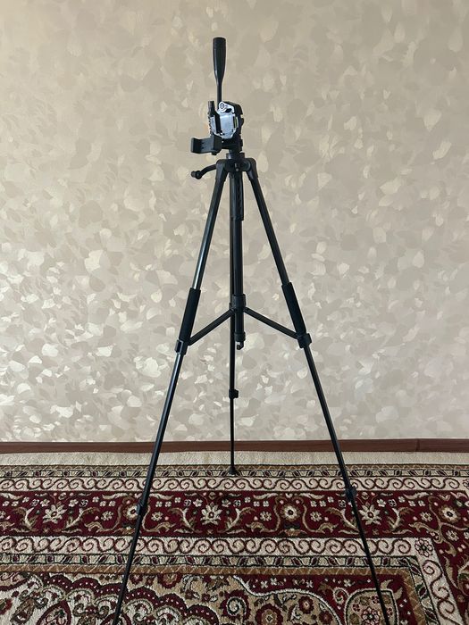 Штатив для съемки