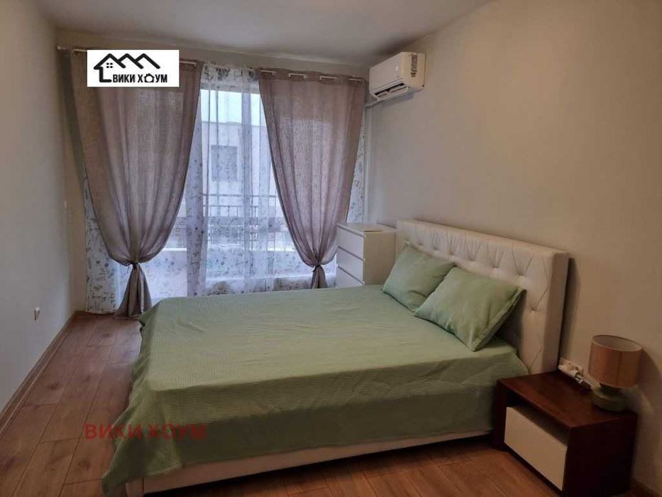 Продава се Двустаен апартамент в Варна, Център - 87 кв.м за 1513 €/кв.м - Снимка #3
