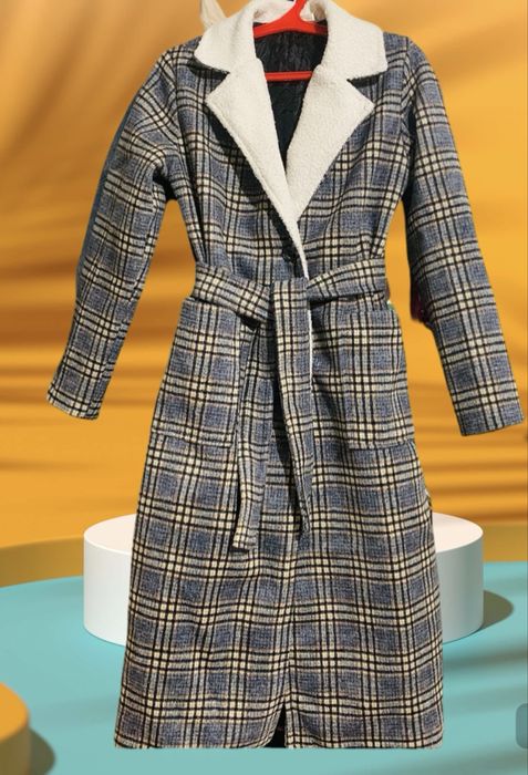 Пальто теплое красивое стильное