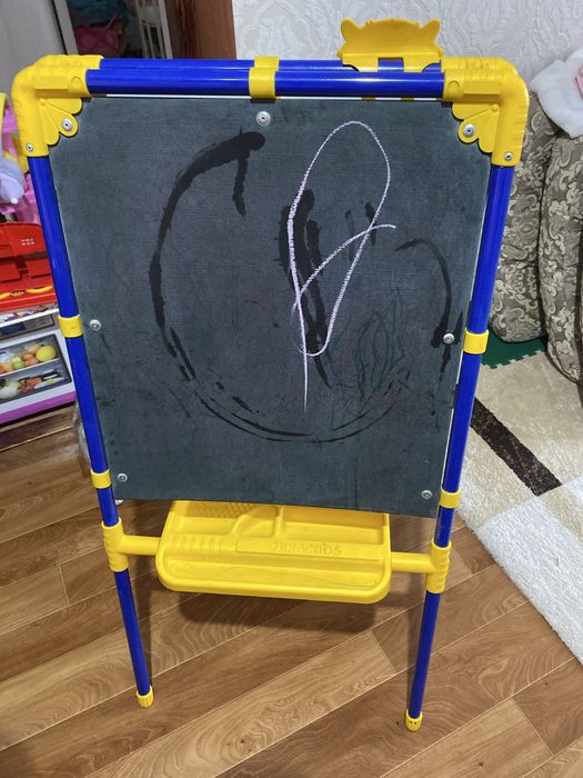 Продаю доску напольную