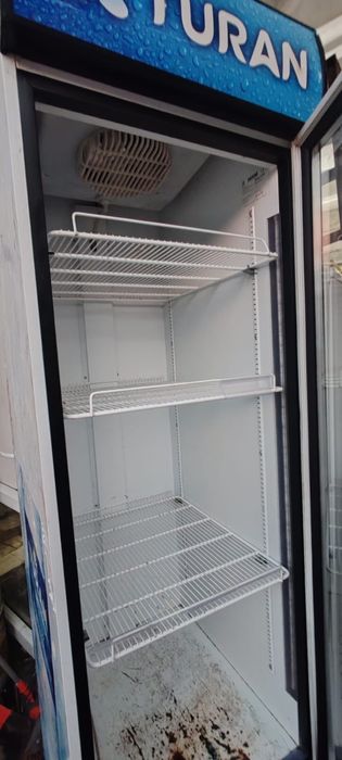 Продам холодильник для напитков