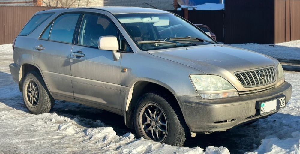 Продам лексус рх300  европеец