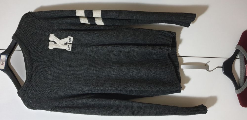 3 мъжки пуловера и карирана риза Кенвело