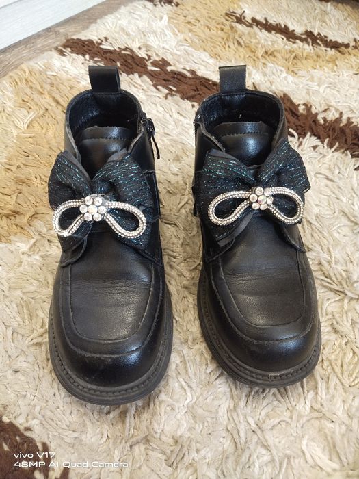 Туфли, кросовки на девочку 32 размер