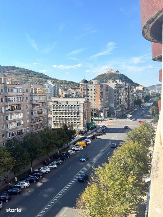 2 camere - Decebal - Etaj 7
