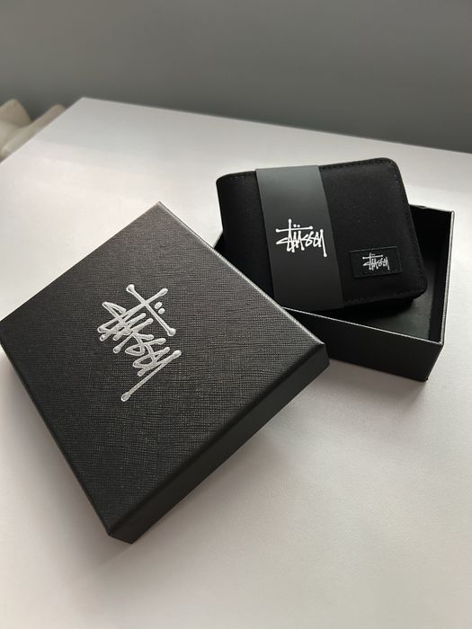 Stussy портфейл.