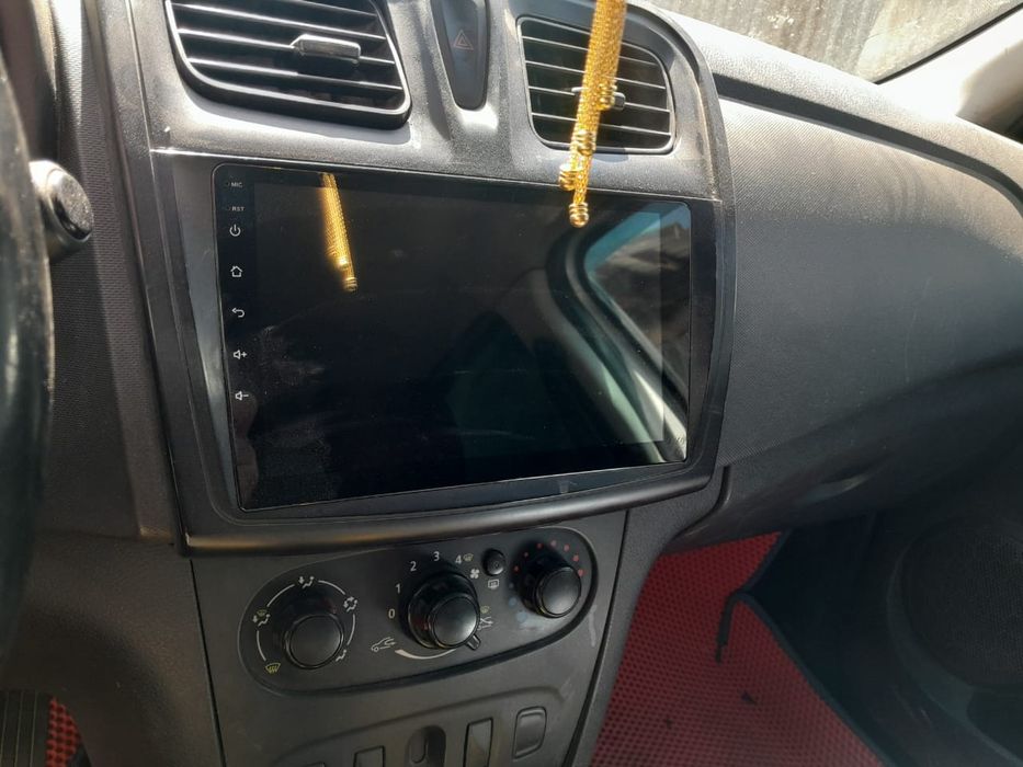 Продам логан после аварии