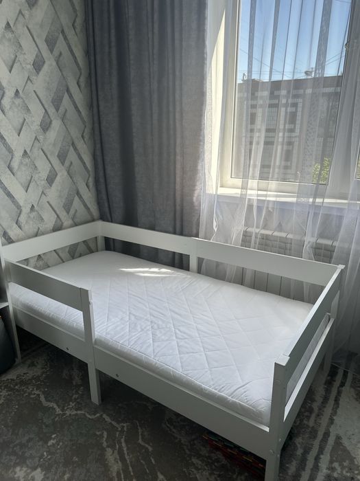 Продам кроватку детскую