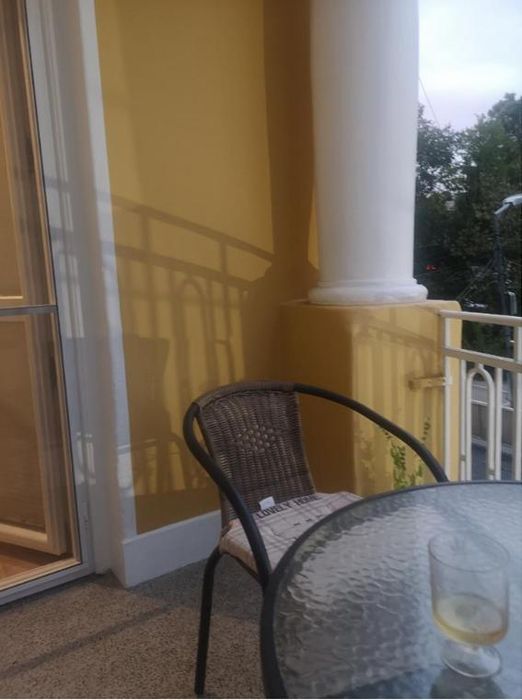 Двустаен апартамент в ж.к. Банкя.